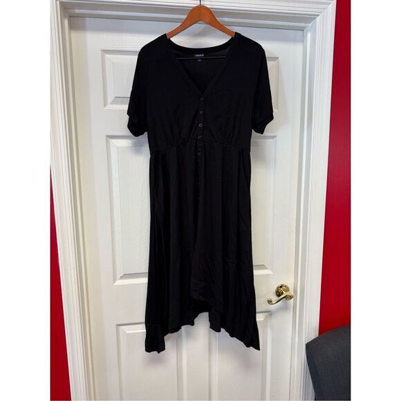 Torrid Black Short Sleeve Button Down Rayon Shirt Goth Dress sz 1X NWOT - Picture 2 of 8